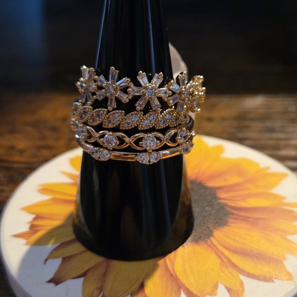 Viel Of Dreams And Quit Light. Delicates Collection